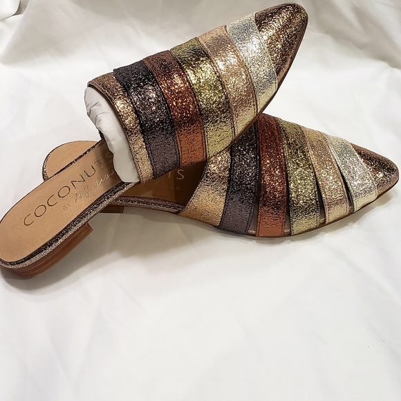 Coconuts by Matisse Shoes - NEW Coconuts  Matisse WILD ONE Metallic Flats 7.5